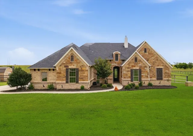 Homes for sale in Decatur, TX | 160 Vista Ridge Dr N, Decatur, TX 76234 | MLS# 21280717
