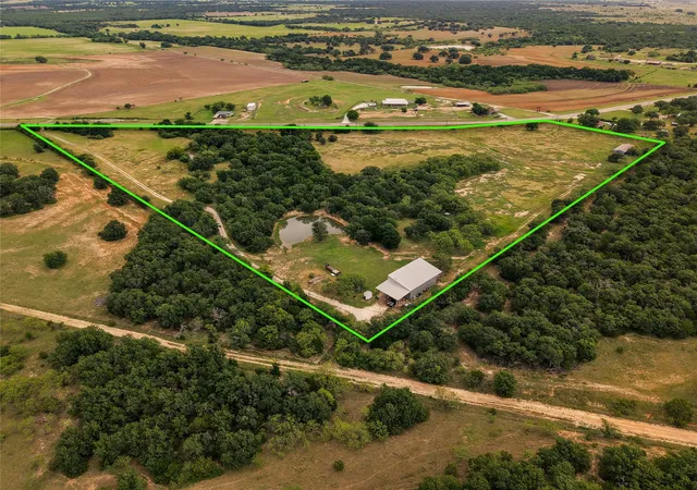 Homes for sale in Lipan, TX | 10405 Lipan Hwy, Lipan, TX 76462 | MLS# 21303074