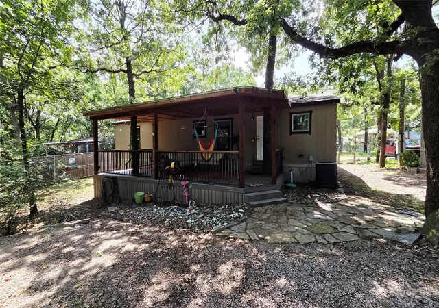 Homes for sale in Pottsboro, TX | 45 Bravo Rd, Pottsboro, TX 75076 | MLS# 21301475