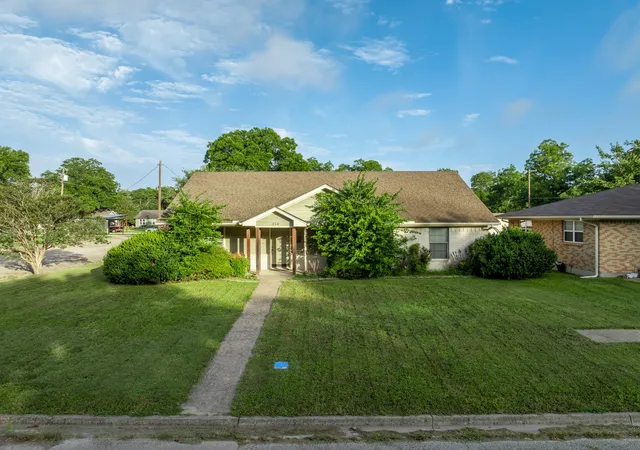 Homes for sale in West, TX | 210 S Reagan St, West, TX 76691 | MLS# 21303196