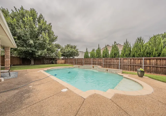 Homes for sale in Colleyville, TX | 4108 Wellington Dr, Colleyville, TX 76034 | MLS# 21303014