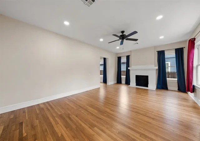 3rd image of 2600 N 17Th St, Waco, TX 76708 | MLS# 21301976