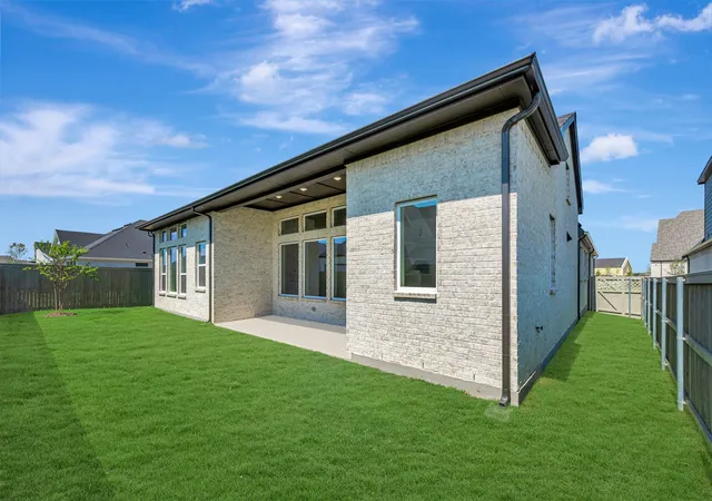Photo 2 of Sale Pending at 3013 Half Moon Wy, Northlake, TX 76247 | MLS# 21303375 | Listing updated on 2026-09-30