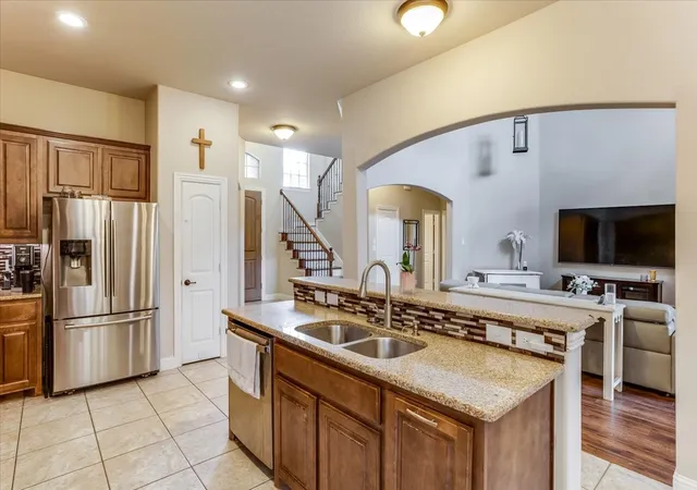 Photo 2 of Single family home for sale at 3608 Bright Star Wy, Plano, TX 75074 | MLS# 21302471 | Listing updated on 2026-07-17