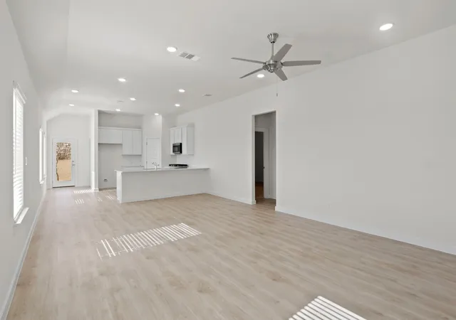 Photo 3 of Sale Pending at 518 Green Gables Dr, Princeton, TX 75071 | MLS# 21303405 | Listing updated on 2026-08-21