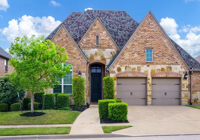Photo 1 of Single family home for sale at 6309 Savannah Oak Trl, Argyle, TX 76226 | MLS# 21302115 | Listing updated on 2026-08-19