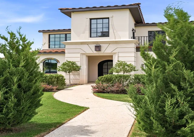 Photo 4 of Single family home for sale at 2913 Lakeside Village Blvd, Flower Mound, TX 75022 | MLS# 21269760 | Listing updated on 2026-08-22