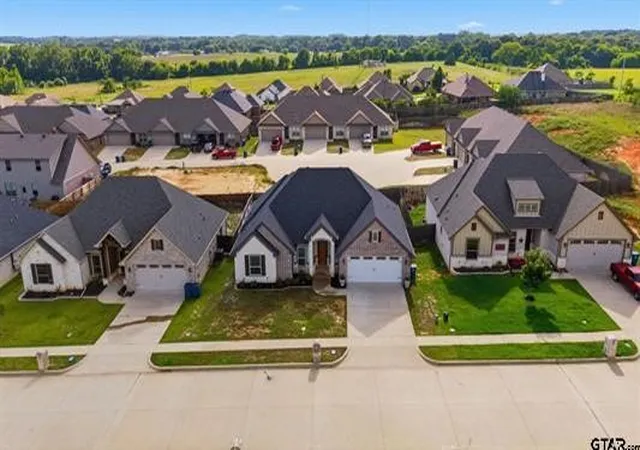 Photo 3 of Single family home for sale at 719 Liberty St, Bullard, TX 75757 | MLS# 21303489 | Listing updated on 2026-09-25