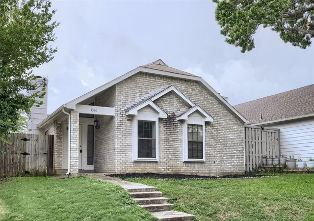Homes for sale in Lewisville, TX | 1310 Maplewood Dr, Lewisville, TX 75067 | MLS# 21221629