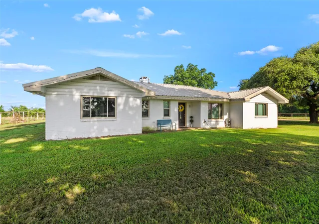 Homes for sale in Fairfield, TX | 250 Williford St, Fairfield, TX 75840 | MLS# 21303560