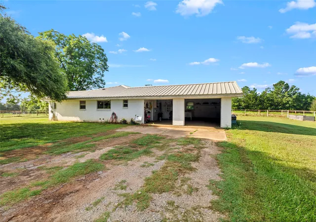 Homes for sale in Fairfield, TX | 250 Williford St, Fairfield, TX 75840 | MLS# 21303560