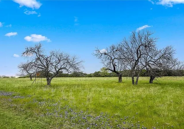 Homes for sale in Whitney, TX | 17157 Woodway Dr, Whitney, TX 76692 | MLS# 21303622