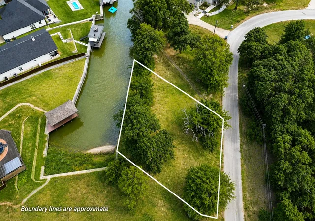 Photo 2 of Land for sale at Lot 202 & 203 Seaside Dr, Gun Barrel City, TX 75156 | MLS# 21303663 | Listing updated on 2026-07-14