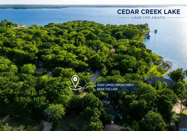 Photo 3 of Single family home for sale at 143 Chillacothe Trl, Mabank, TX 75156 | MLS# 21303688 | Listing updated on 2026-09-16