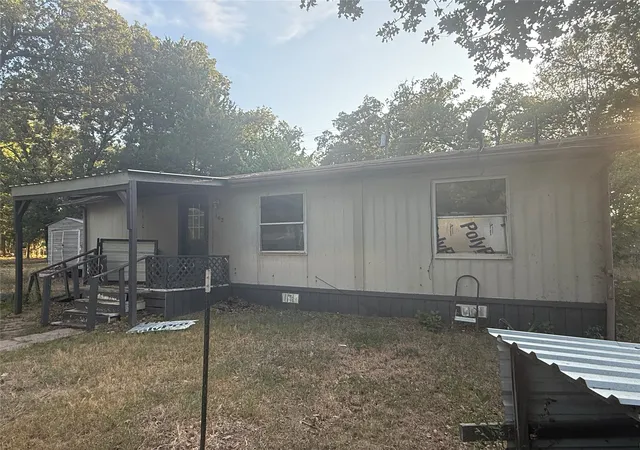 Photo 3 of Single family home for sale at 143 Chillacothe Trl, Mabank, TX 75156 | MLS# 21303688 | Listing updated on 2026-09-16
