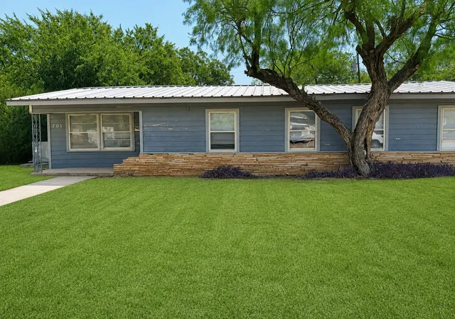 Photo 1 of Single family home for sale at 701 Forrest Ave, Abilene, TX 79603 | MLS# 21302750 | Listing updated on 2026-08-26