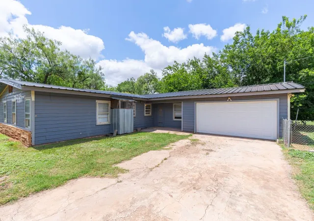 Homes for sale in Abilene, TX | 701 Forrest Ave, Abilene, TX 79603 | MLS# 21302750