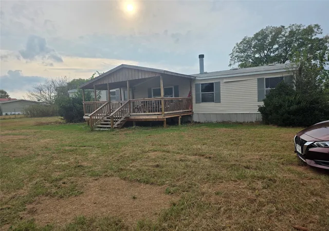 Homes for sale in Kemp, TX | 14578 Alicia Pl, Kemp, TX 75143 | MLS# 21303816