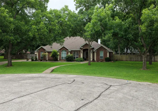 Photo 1 of Sale Pending at 8803 Hampton South Ct, Granbury, TX 76049 | MLS# 21303462 | Listing updated on 2026-08-26