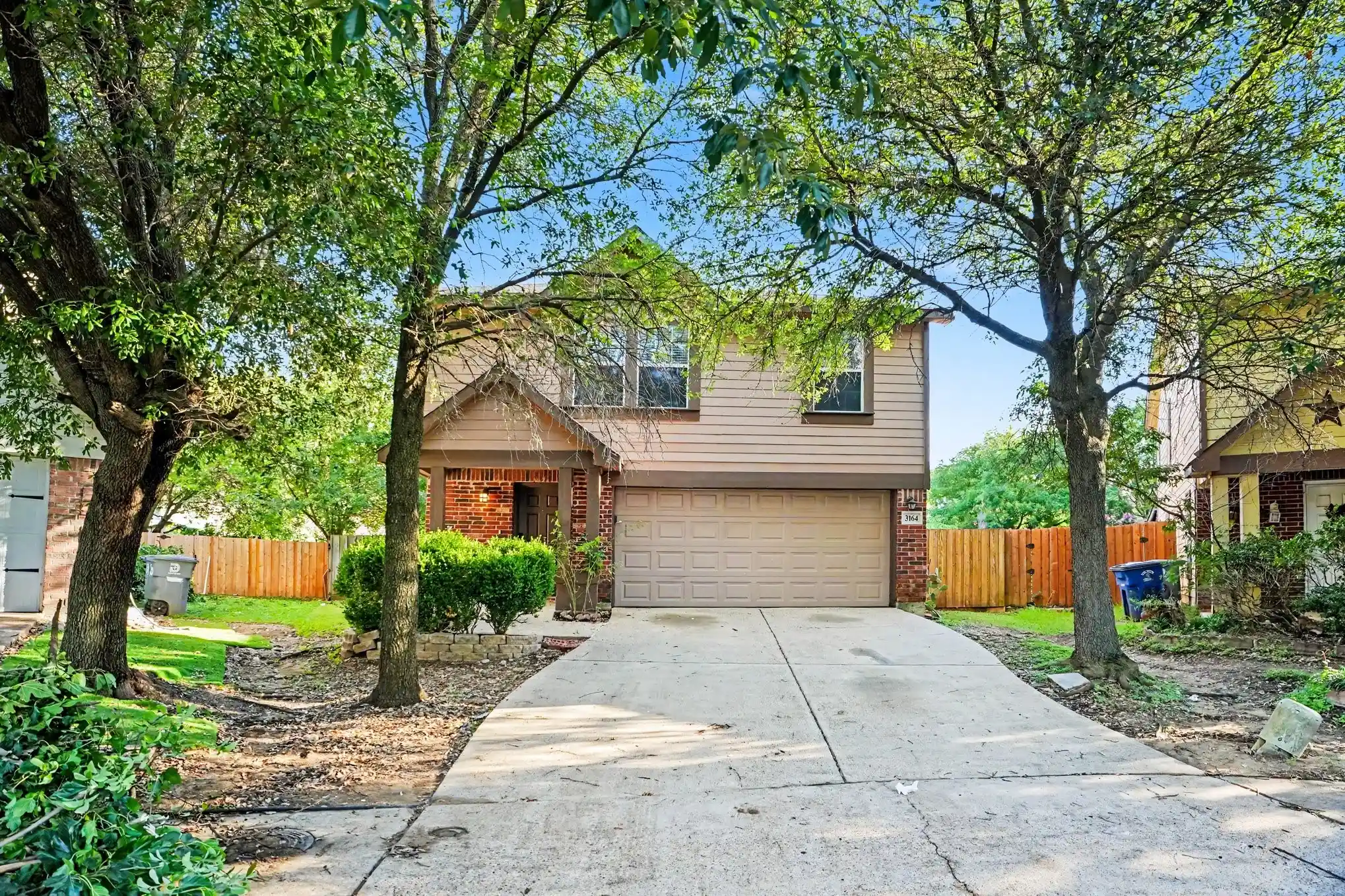 Photo 1 of Single family home for sale at 3164 Saint Dominic Cir, Dallas, TX 75233 | MLS# 21298737 | Listing updated on 2026-10-29