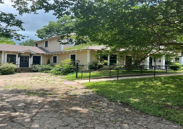 Homes for sale in Marlin, TX | 434 Norwood St, Marlin, TX 76661 | MLS# 21303919