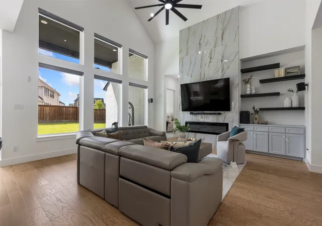 Photo 3 of Single family home for sale at 4401 Sandhills Ln, Prosper, TX 75078 | MLS# 21295257 | Listing updated on 2026-08-22