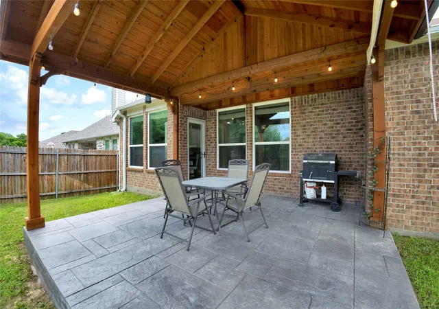 Photo 3 of Single family home for sale at 1811 Stephen Dr, Wylie, TX 75098 | MLS# 21301679 | Listing updated on 2026-08-22