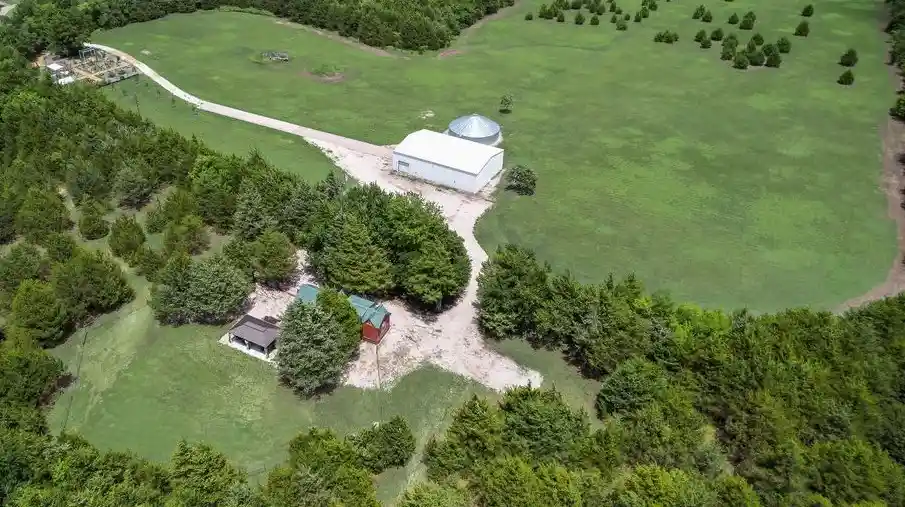 Photo 1 of Single family home for sale at 1070 County Road 3030, Bonham, TX 75418 | MLS# 21303605 | Listing updated on 2026-10-10