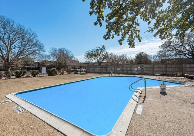 Homes for sale in Irving, TX | 1809 E Grauwyler Rd #130, Irving, TX 75061 | MLS# 21304195