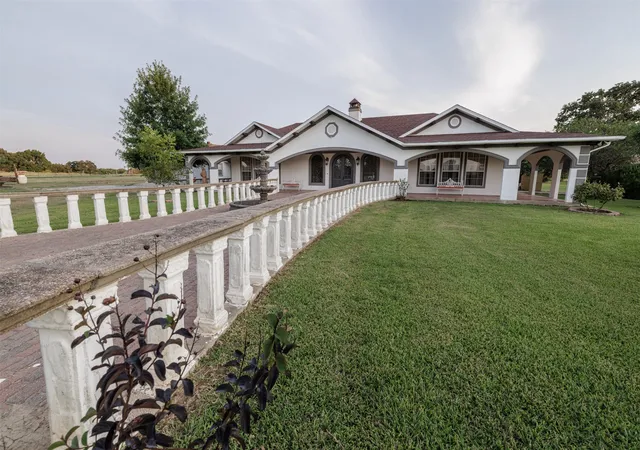 Photo 4 of Single family home for sale at 4699 County Road 1600, Alba, TX 75410 | MLS# 21300632 | Listing updated on 2026-08-22