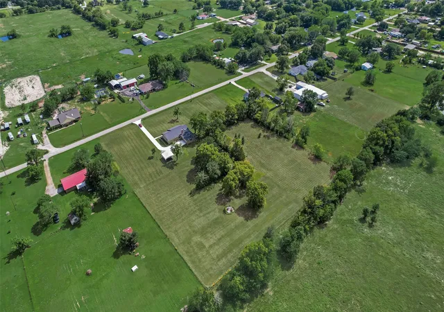 Homes for sale in Greenville, TX | 302 County Road 3320, Greenville, TX 75402 | MLS# 21304279