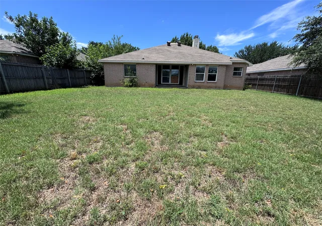 Homes for sale in Crowley, TX | 517 Birch St, Crowley, TX 76036 | MLS# 21304253