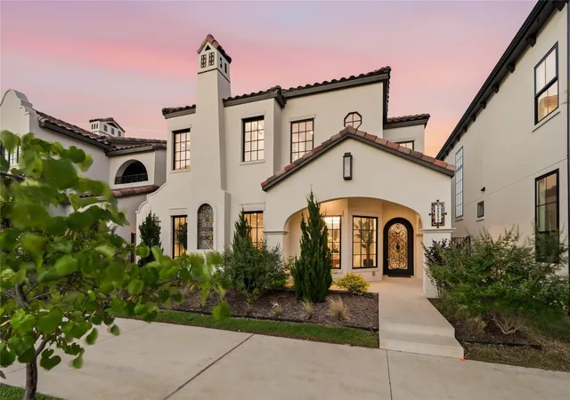 Photo 1 of Single family home for sale at 2959 Sunset Blvd, Flower Mound, TX 75022 | MLS# 21303105 | Listing updated on 2026-09-25