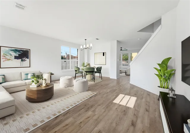 Photo 2 of Single family home for sale at 7301 Tin Cup Dr, Arlington, TX 76001 | MLS# 21304354 | Listing updated on 2026-08-27