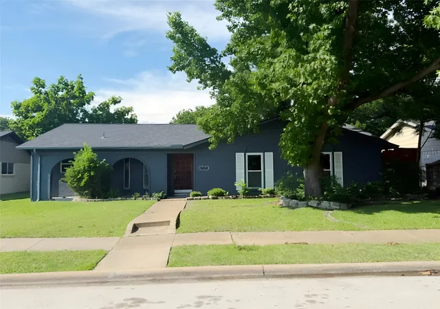 Photo 1 of Sale Pending at 1721 Melrose St, Garland, TX 75042 | MLS# 21304366 | Listing updated on 2026-08-22