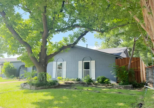 Photo 2 of Sale Pending at 1721 Melrose St, Garland, TX 75042 | MLS# 21304366 | Listing updated on 2026-08-22