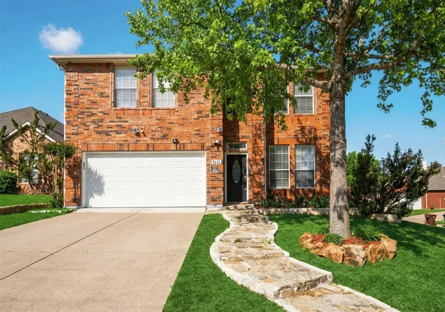 Homes for sale in Plano, TX | 9633 Anns Wy, Plano, TX 75025 | MLS# 21303130