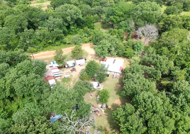 Homes for sale in Tool, TX | 9428 Rolling Acres Rd, Tool, TX 75143 | MLS# 21297809
