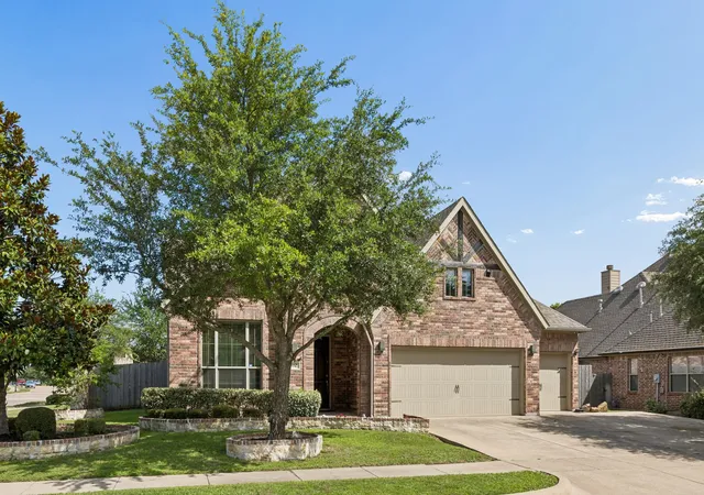Photo 3 of Single family home for sale at 302 Phillips Ct, Fate, TX 75087 | MLS# 21296056 | Listing updated on 2026-09-27