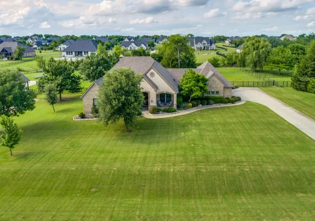 Photo 2 of Single family home for sale at 2860 Forest Dr, Celina, TX 75009 | MLS# 21304136 | Listing updated on 2026-09-23