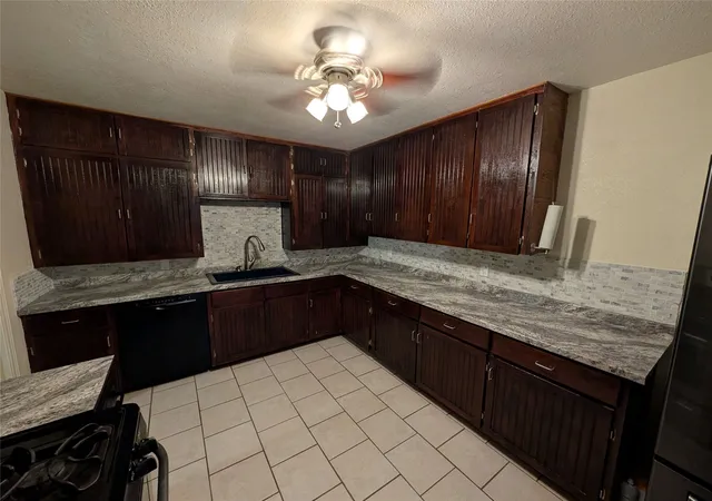 Homes for sale in San Angelo, TX | 3223 Travis St, San Angelo, TX 76903 | MLS# 21304517