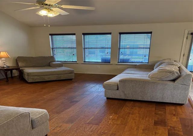 Photo 3 of Single family home for sale at 5013 Skymeadow Dr, Fort Worth, TX 76135 | MLS# 21303557 | Listing updated on 2026-09-25