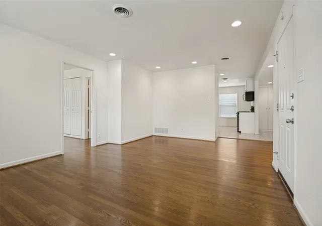Photo 3 of Sale Pending at 2114 Miriam Ln, Arlington, TX 76010 | MLS# 21294764 | Listing updated on 2026-07-21