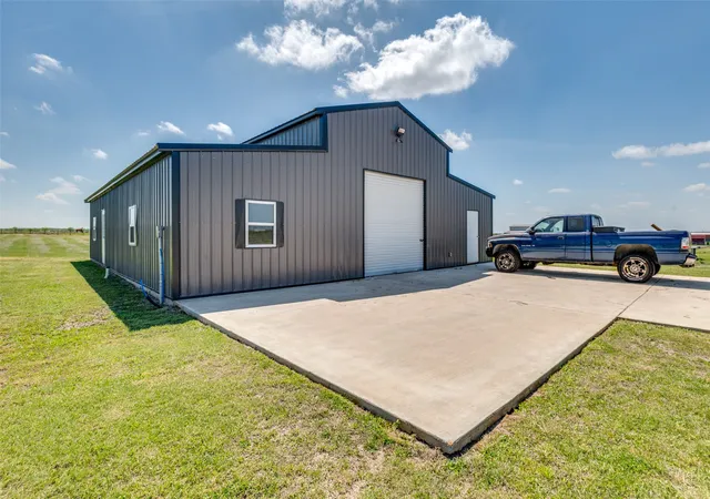 Photo 3 of Sale Pending at 2340 County Road 1104, Cleburne, TX 76031 | MLS# 21304659 | Listing updated on 2026-07-28
