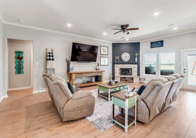 Photo 4 of Sale Pending at 2340 County Road 1104, Cleburne, TX 76031 | MLS# 21304659 | Listing updated on 2026-07-28