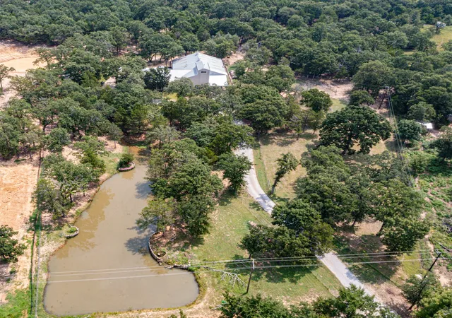 Homes for sale in Gainesville, TX | 3724 County Road 211, Gainesville, TX 76240 | MLS# 21280298