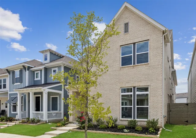 Photo 2 of Single family home for sale at 1047 Harmony Trl, Argyle, TX 76226 | MLS# 21299097 | Listing updated on 2026-08-22