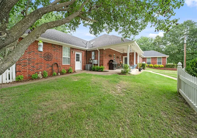 5th image of 14226 C R 434, Lindale, TX 75771 | MLS# 21304288