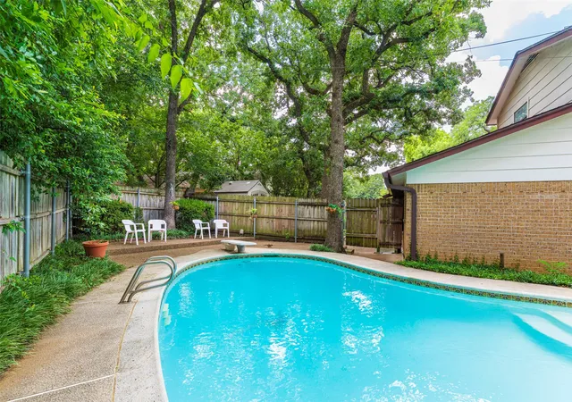 34th image of 2930 Duff Dr, Arlington, TX 76013 | MLS# 21304737