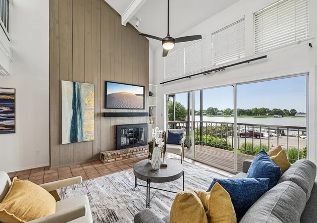 Photo 1 of Condo for sale at 300 Rush Creek Dr #5, Rockwall, TX 75032 | MLS# 21303863 | Listing updated on 2026-08-22